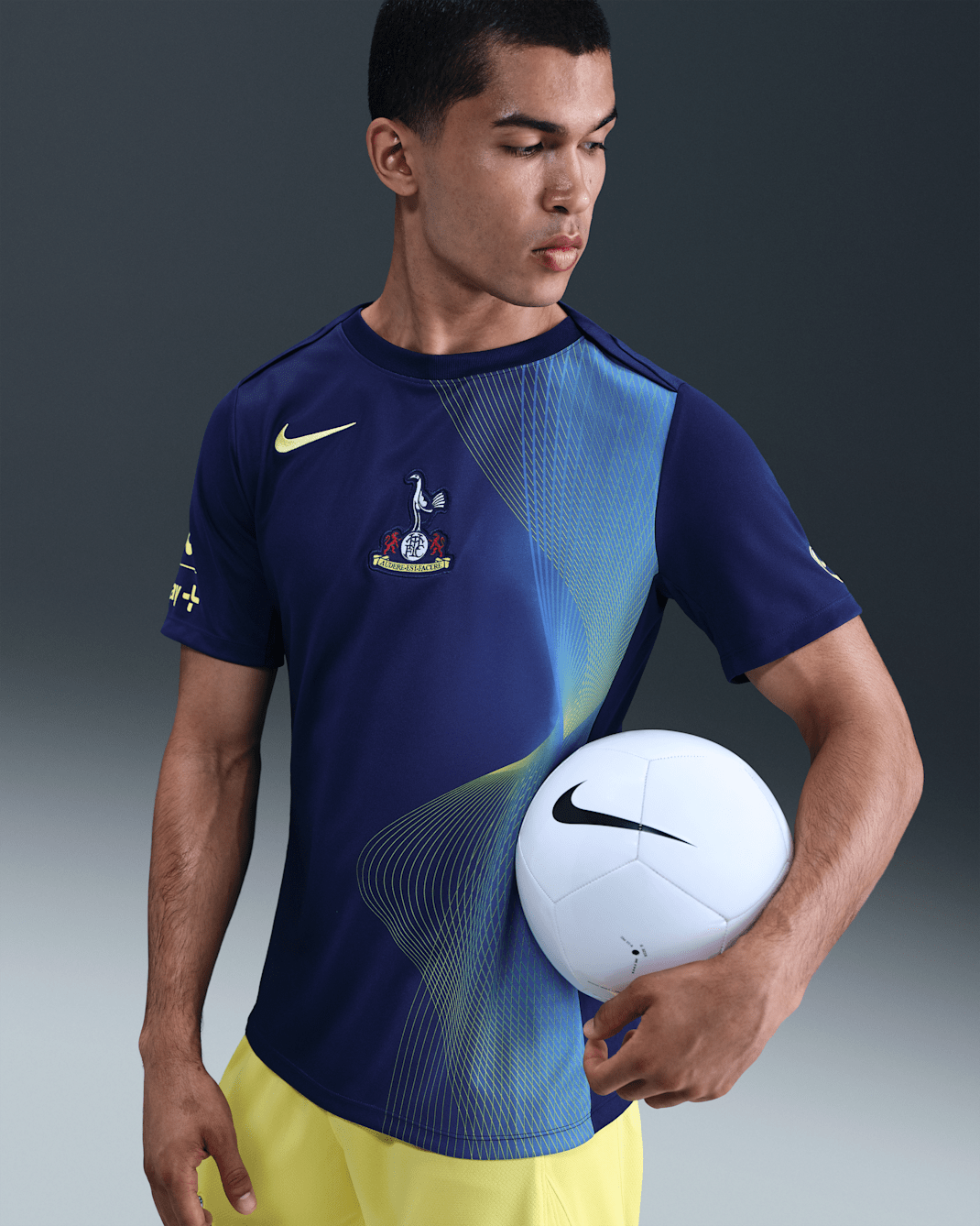 Tottenham Hotspur Academy Pro Third Men's Nike Dri-FIT Total 90 Football Pre-Match Top - Blue Void/Dynamic Yellow/Dynamic Yellow