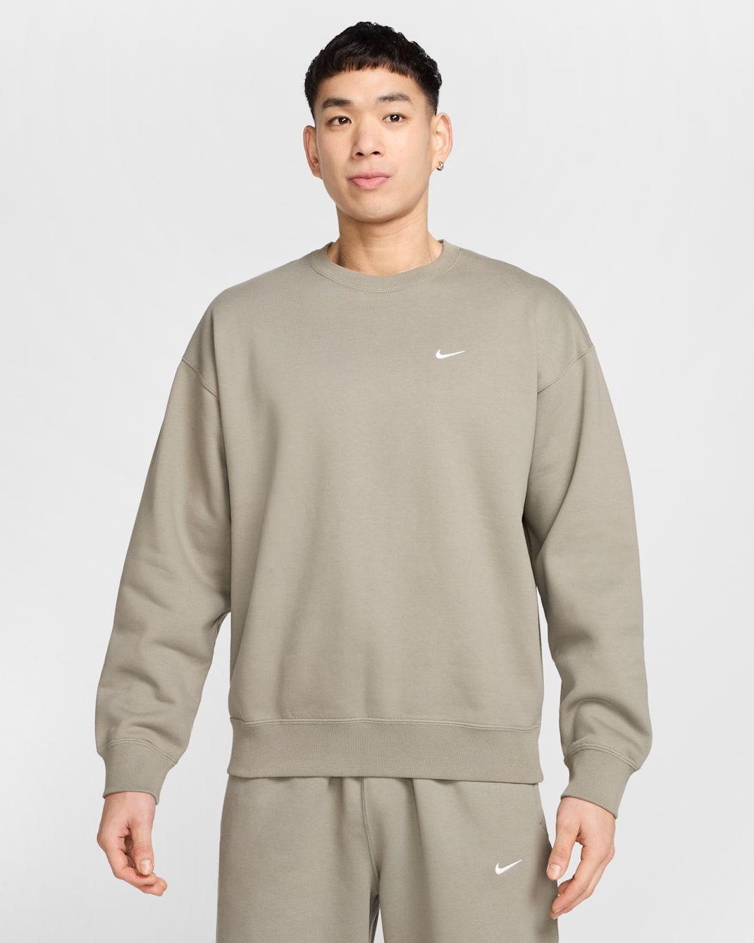 Nike Solo Swoosh Men's Fleece Crew - Light Army/White