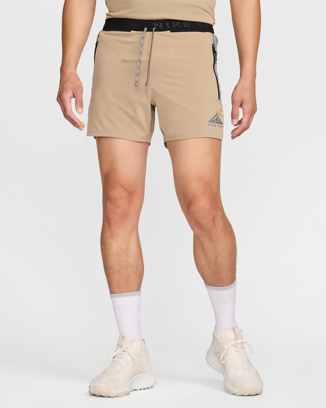 Nike Dri-FIT 男款 12.5 公分隱藏式內裡越野短褲 - Khaki/Smoke Grey/黑色