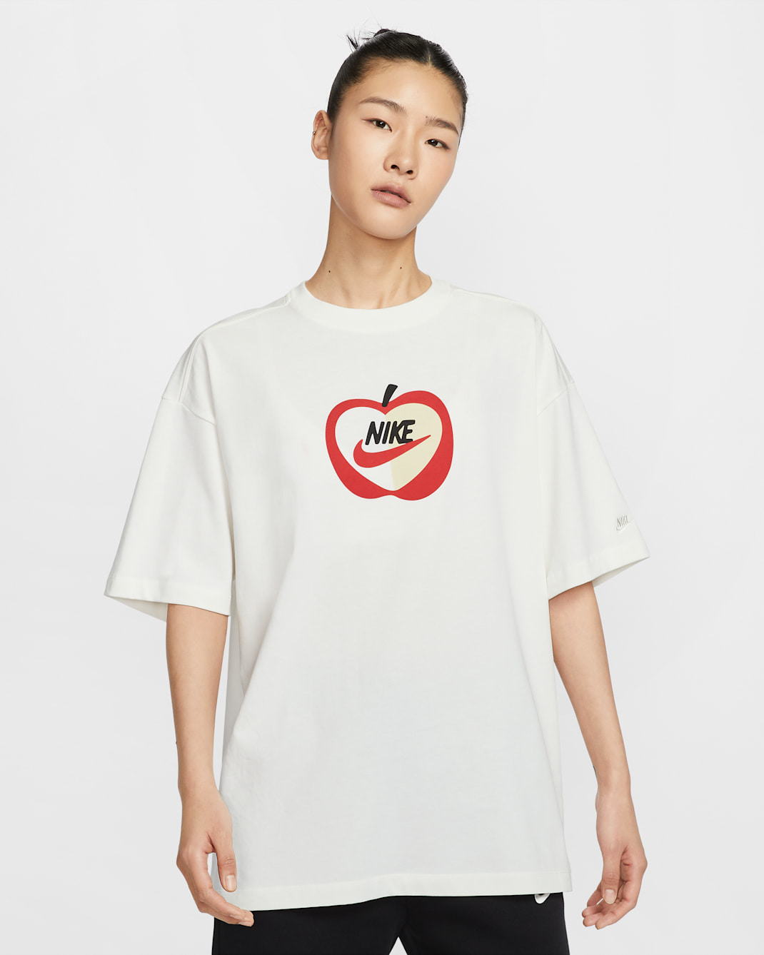 Nike Sportswear Women's Oversized T-Shirt - Sail