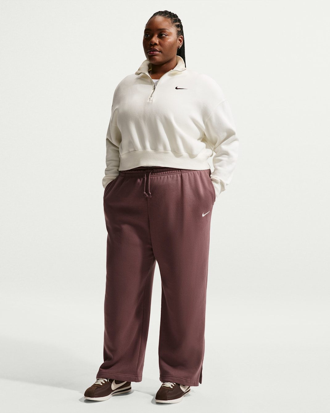 Pants de tiro alto para mujer (talla grande) Nike Sportswear Phoenix Fleece - Tatuaje/Vela