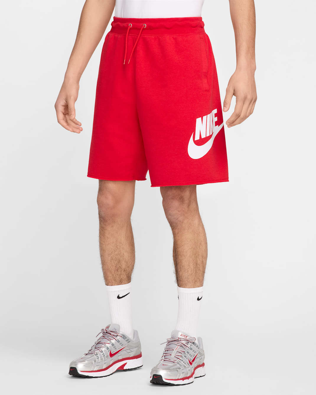 Nike Club Men's French Terry Alumni Shorts - University Red/University Red/White