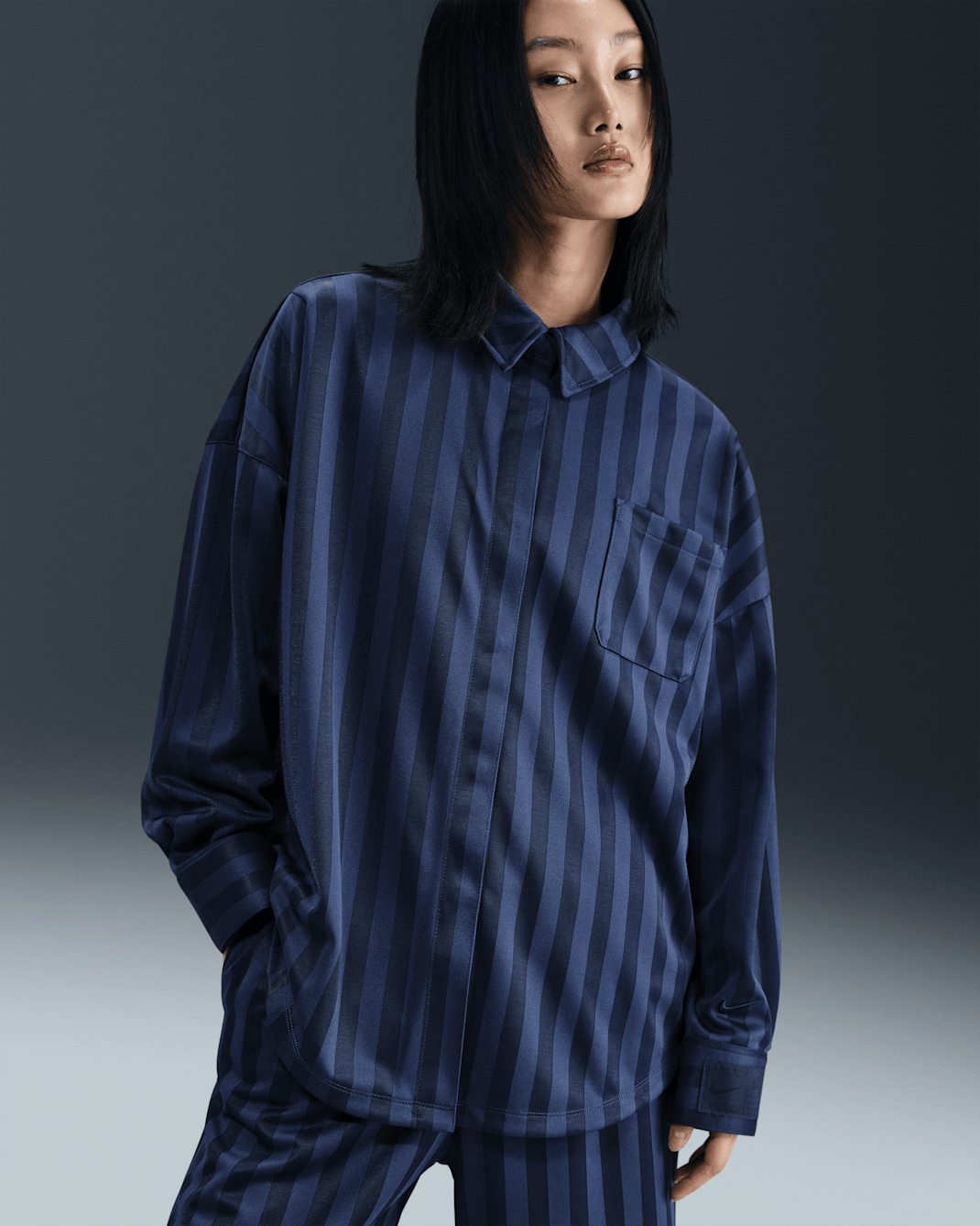 Nike Sportswear Women's Oversized Jacquard Striped Button-Down Shirt - Midnight Navy/Obsidian