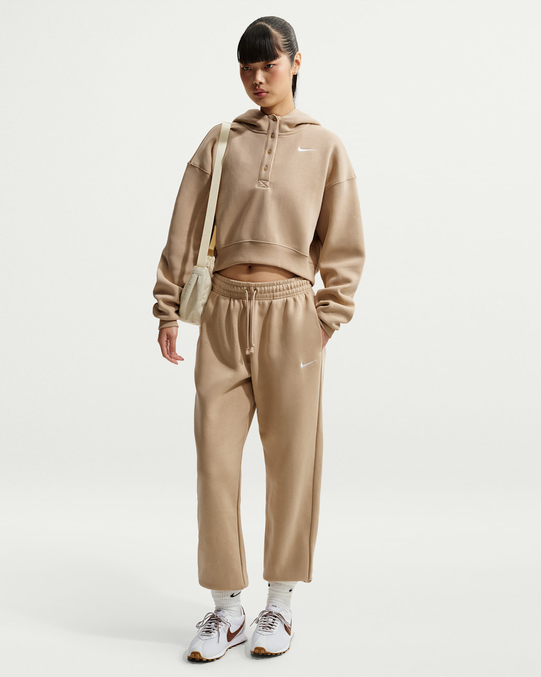 Nike Sportswear Phoenix Fleece Jogger oversize de talle alto - Mujer - Linen/Sail