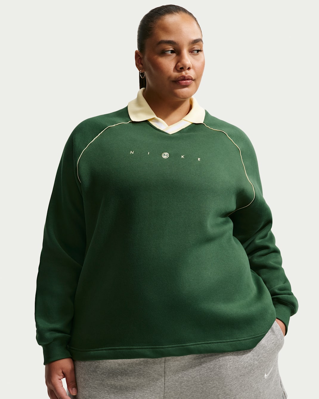 Nike Sportswear Phoenix Fleece Women's Oversized Graphic Polo Top (Plus Size) - Fir/Alabaster