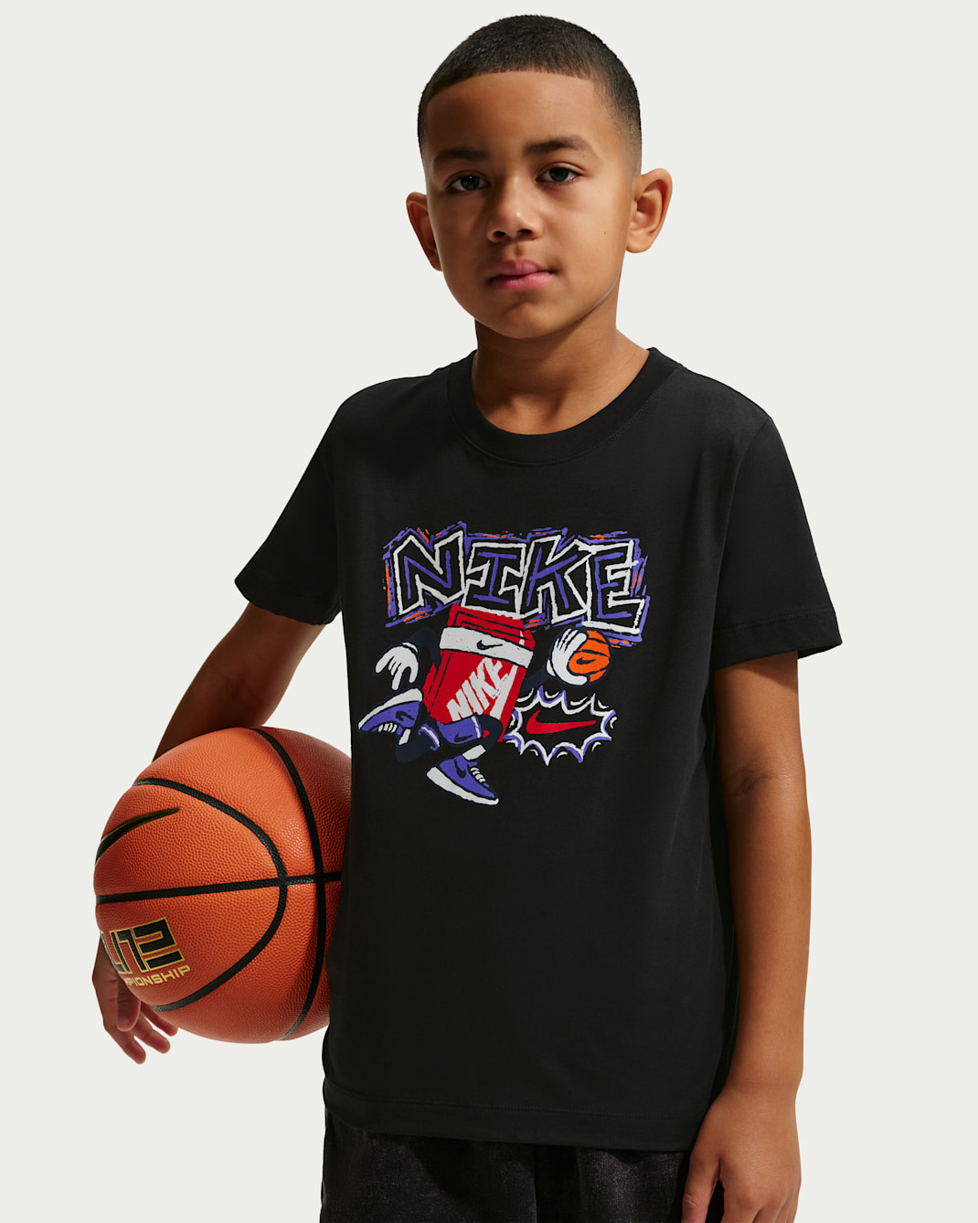 Nike Sportswear Older Kids' T-Shirt - Black