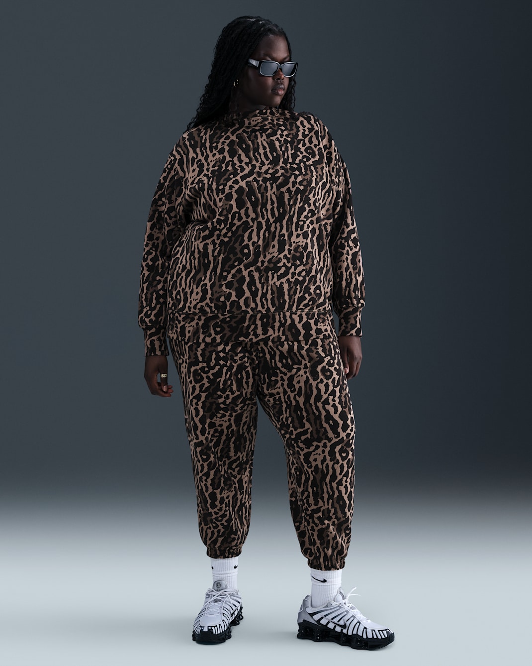 Nike Sportswear Phoenix Fleece Women's High-Waisted Oversized Printed Sweatpants (Plus Size) - Black/Ironstone/Black/Black