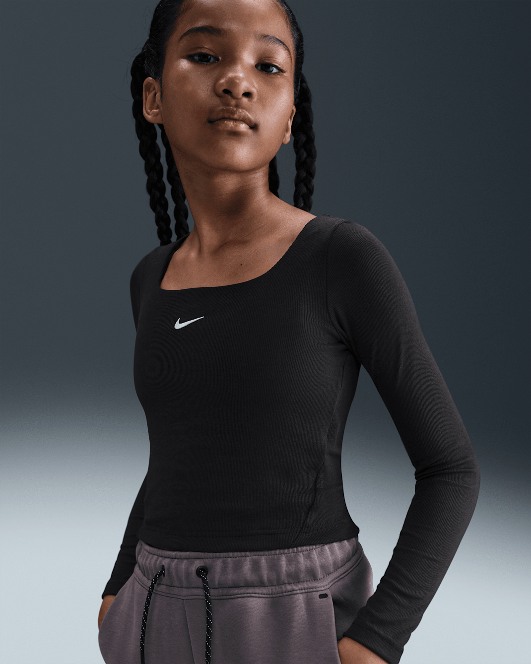 Nike Sportswear meisjestop met vierkante hals en lange mouwen - Zwart/Wit