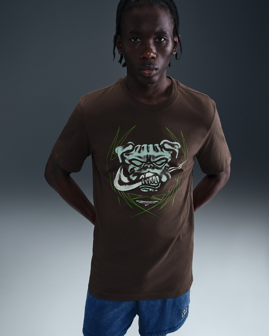 Nike Men's Training T-Shirt - Baroque Brown