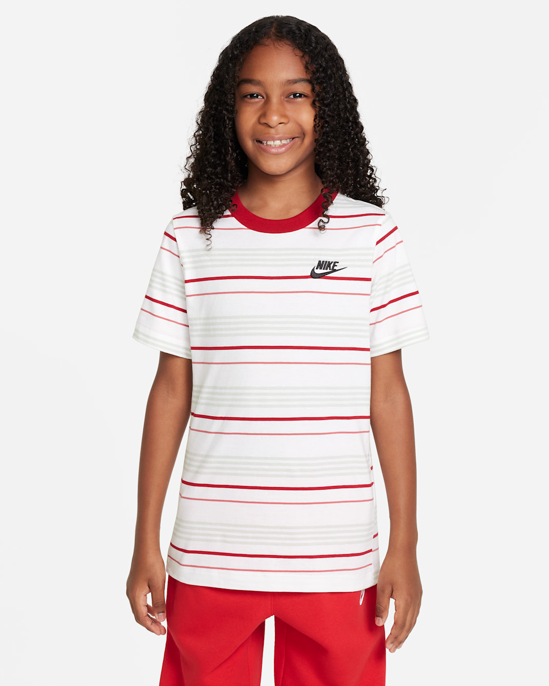 Nike Sportswear Older Kids' T-Shirt - White/Gym Red