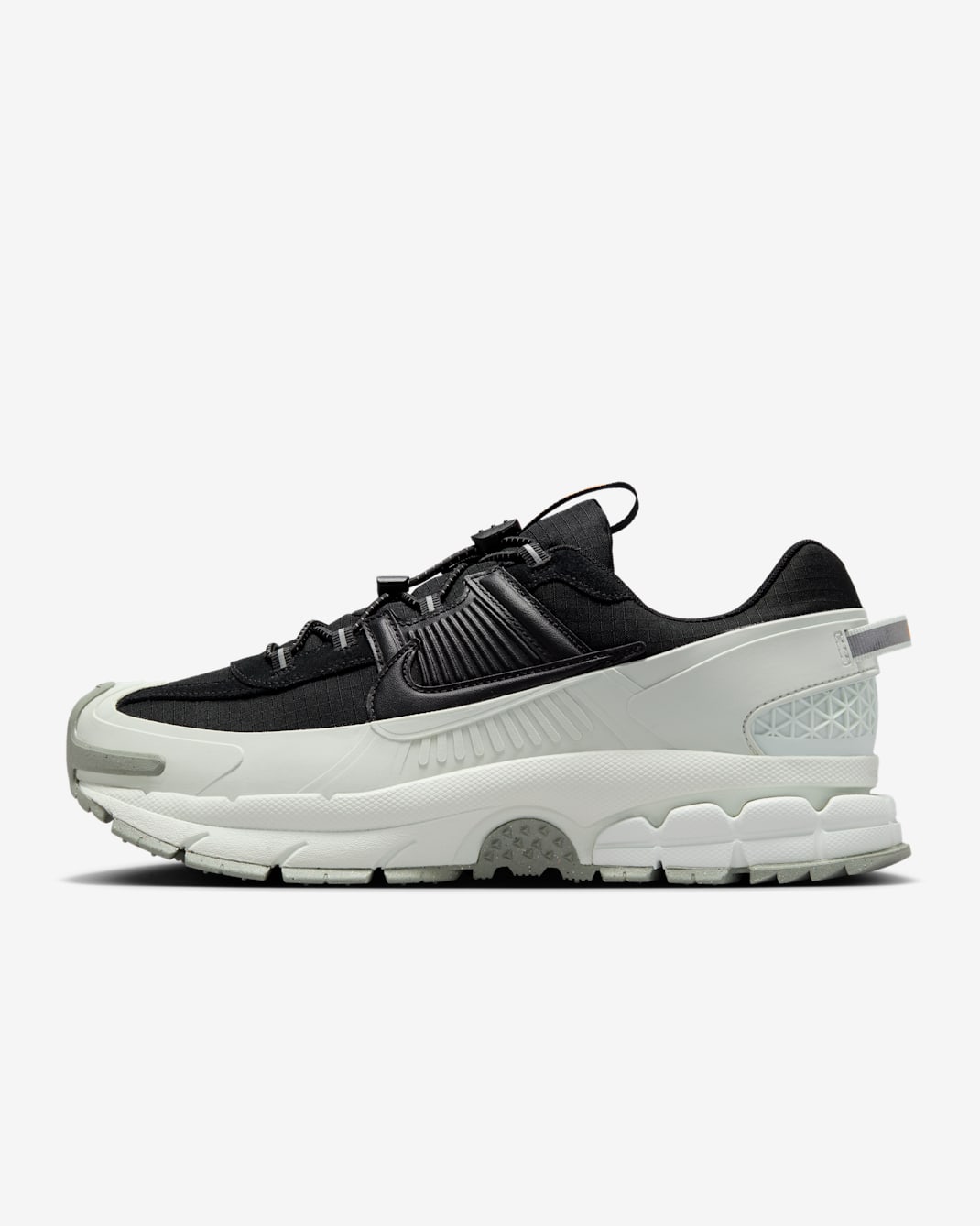 Nike Zoom Vomero Roam Men's Winterized Shoes - Black/Light Silver/Jade Horizon/Black