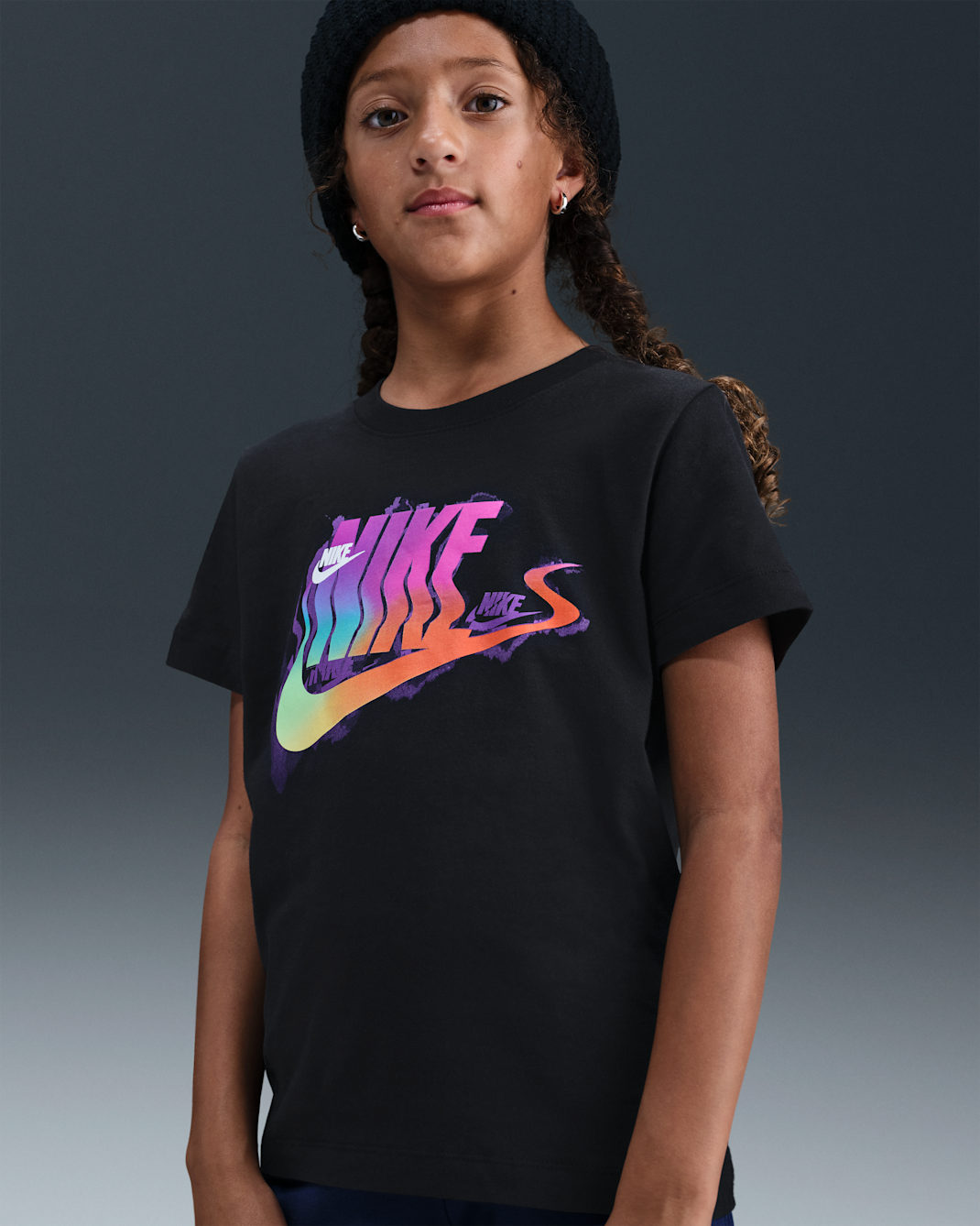เสื้อยืดเด็กโต Nike Sportswear - ดำ