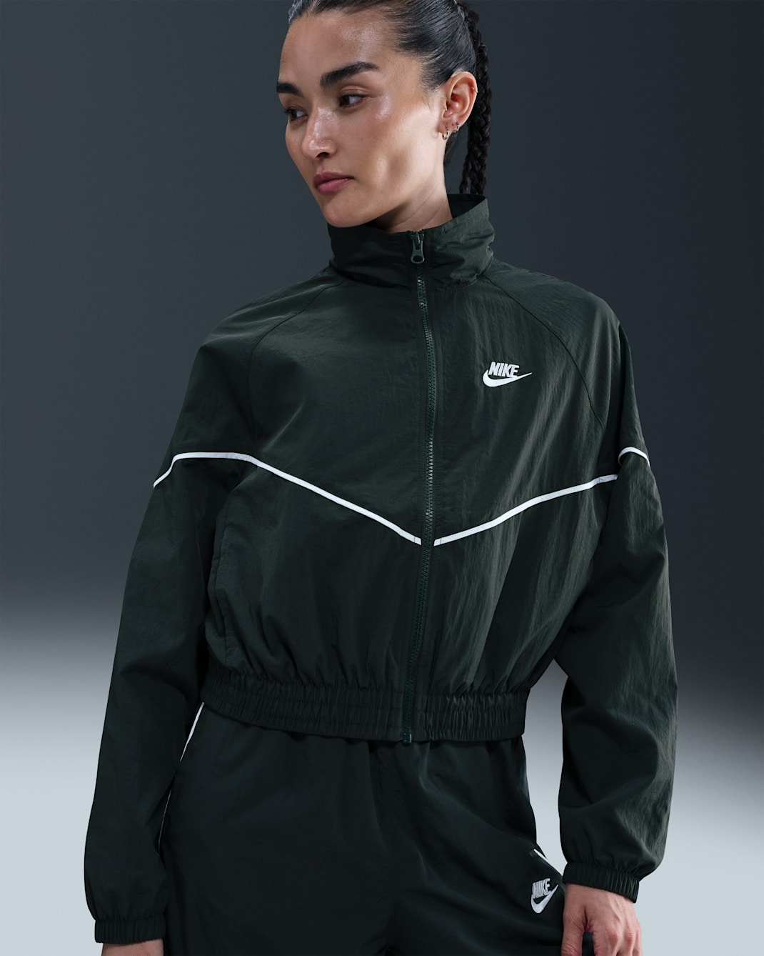Nike Sportswear Windrunner Women's Woven Jacket - Seaweed/Sail/Sail