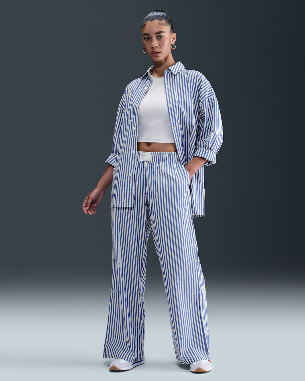 Nike Sportswear Chill Poplin Women's Mid-Rise Loose Striped Trousers - Game Royal/Sail/Black