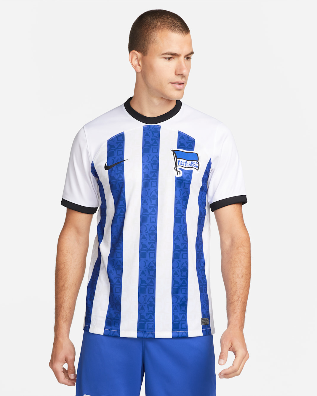 Hertha BSC 2022/23 Stadium Home Nike Dri-FIT-fodboldtrøje til mænd - hvid/Hyper Royal/Sport Royal/sort