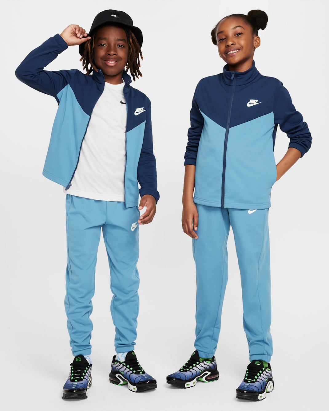 Nike Sportswear Older Kids' Tracksuit - Aegean Storm/Midnight Navy/White