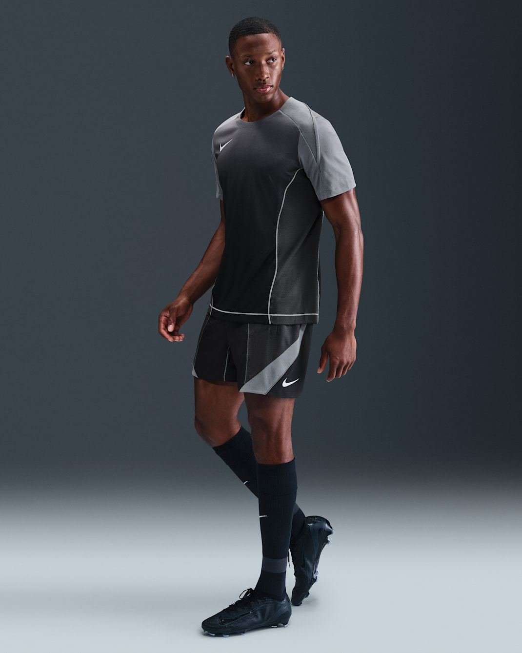 Nike Strike+ Dri-FIT voetbalshorts voor heren (13 cm) - Zwart/Anthracite/Smoke Grey/Photon Dust