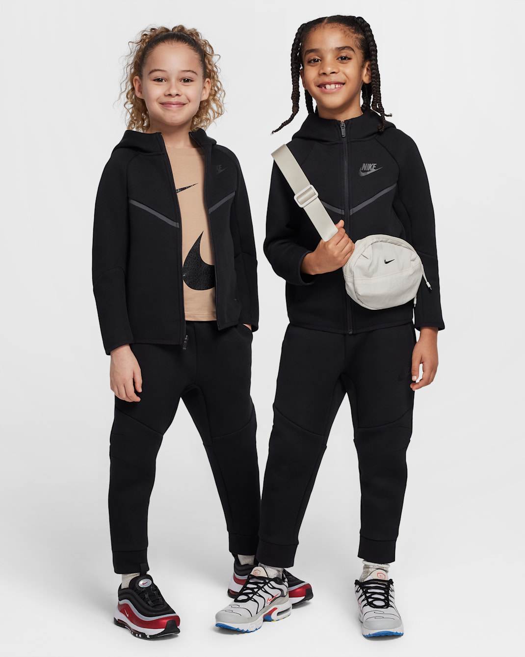Conjunto de 2 piezas de sudadera de cierre completo Tech Fleece para niños talla pequeña Nike Sportswear - Negro