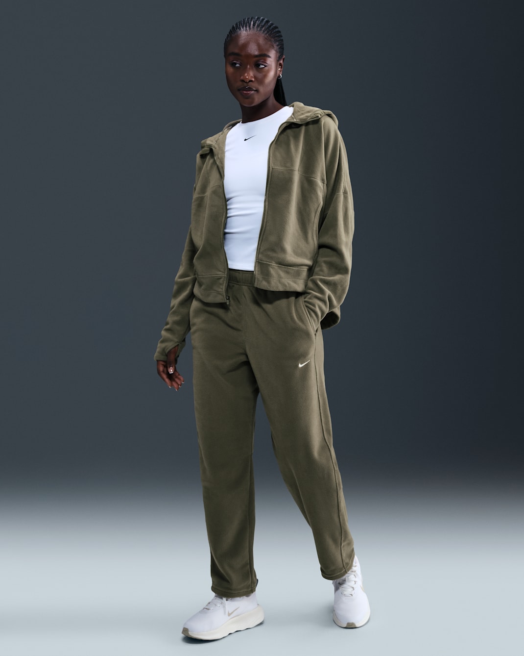 Nike One Women's Therma-FIT Mid-Rise Fleece Trousers - Medium Olive/White