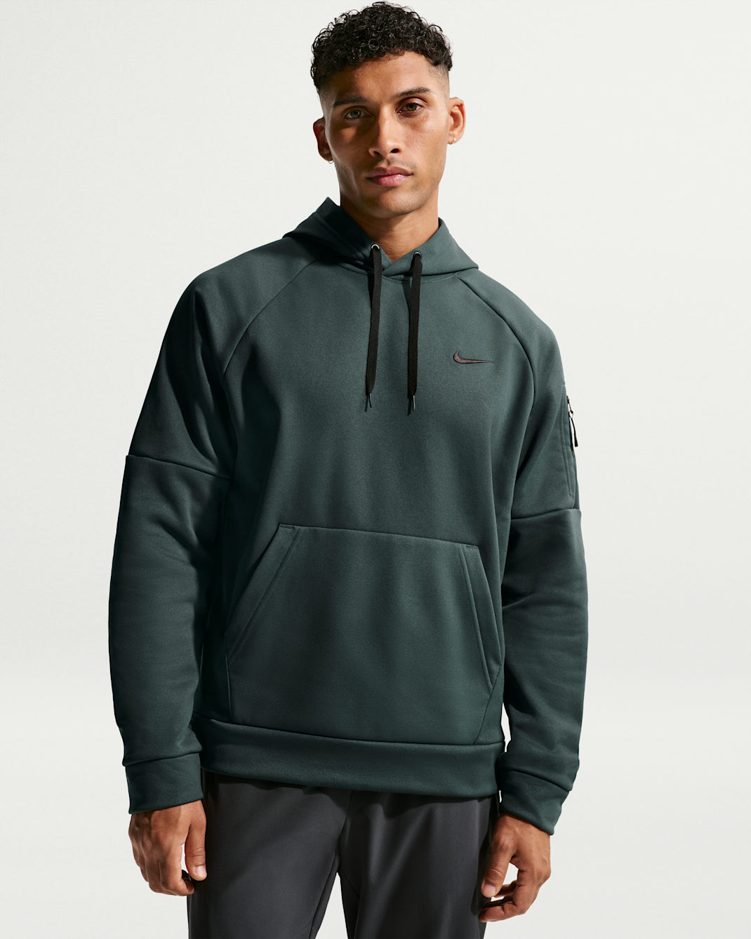 Träningströja Nike Therma Therma-FIT med huva för män - Seaweed/Seaweed/Svart