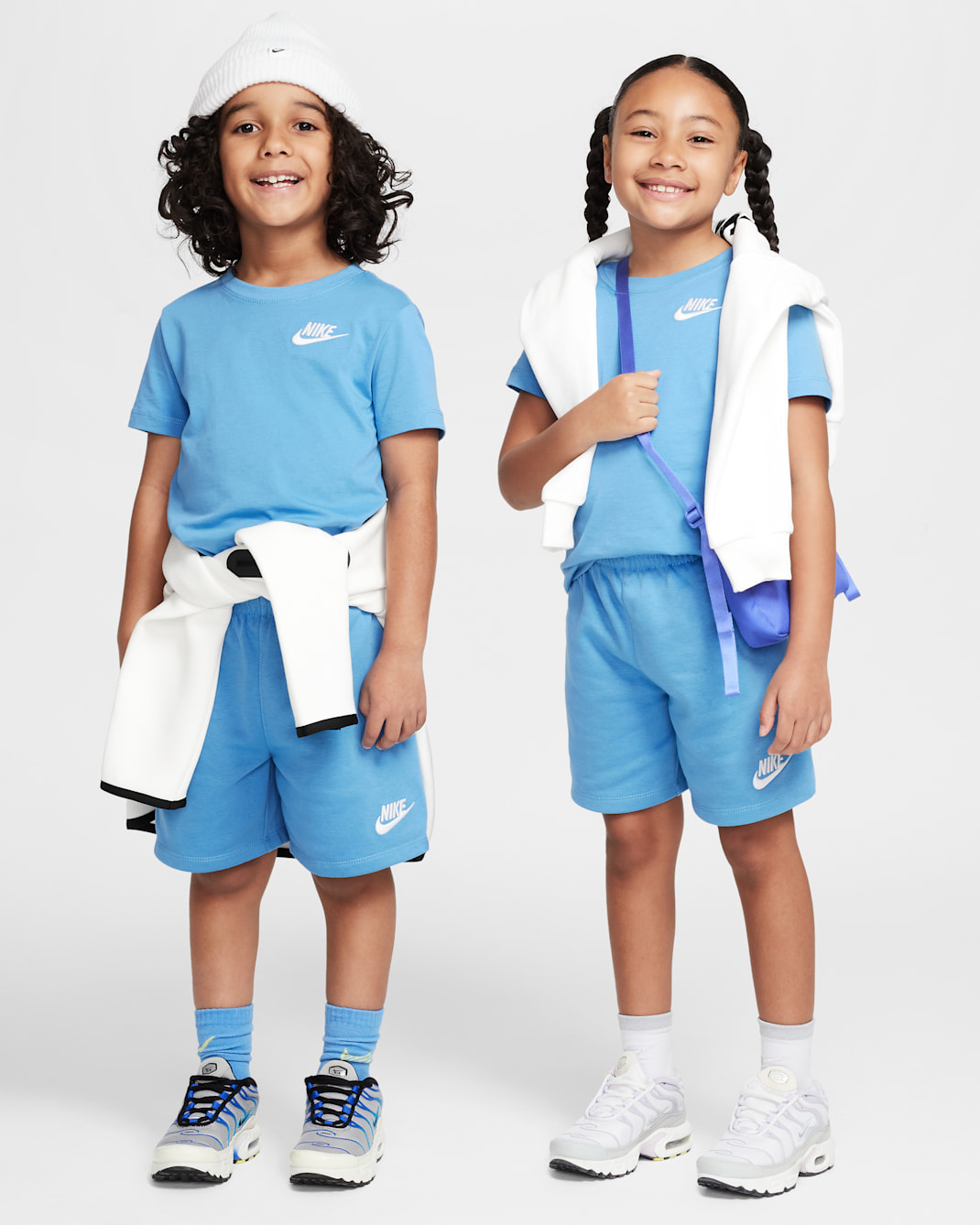 Conjunto de dos piezas con shorts de tejido Knit para niños talla pequeña Nike - Azul extremo