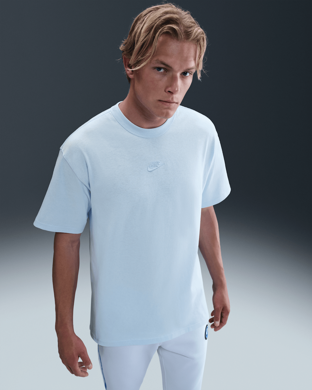 Nike Sportswear Premium Essentials Men's T-Shirt - Celestine Blue