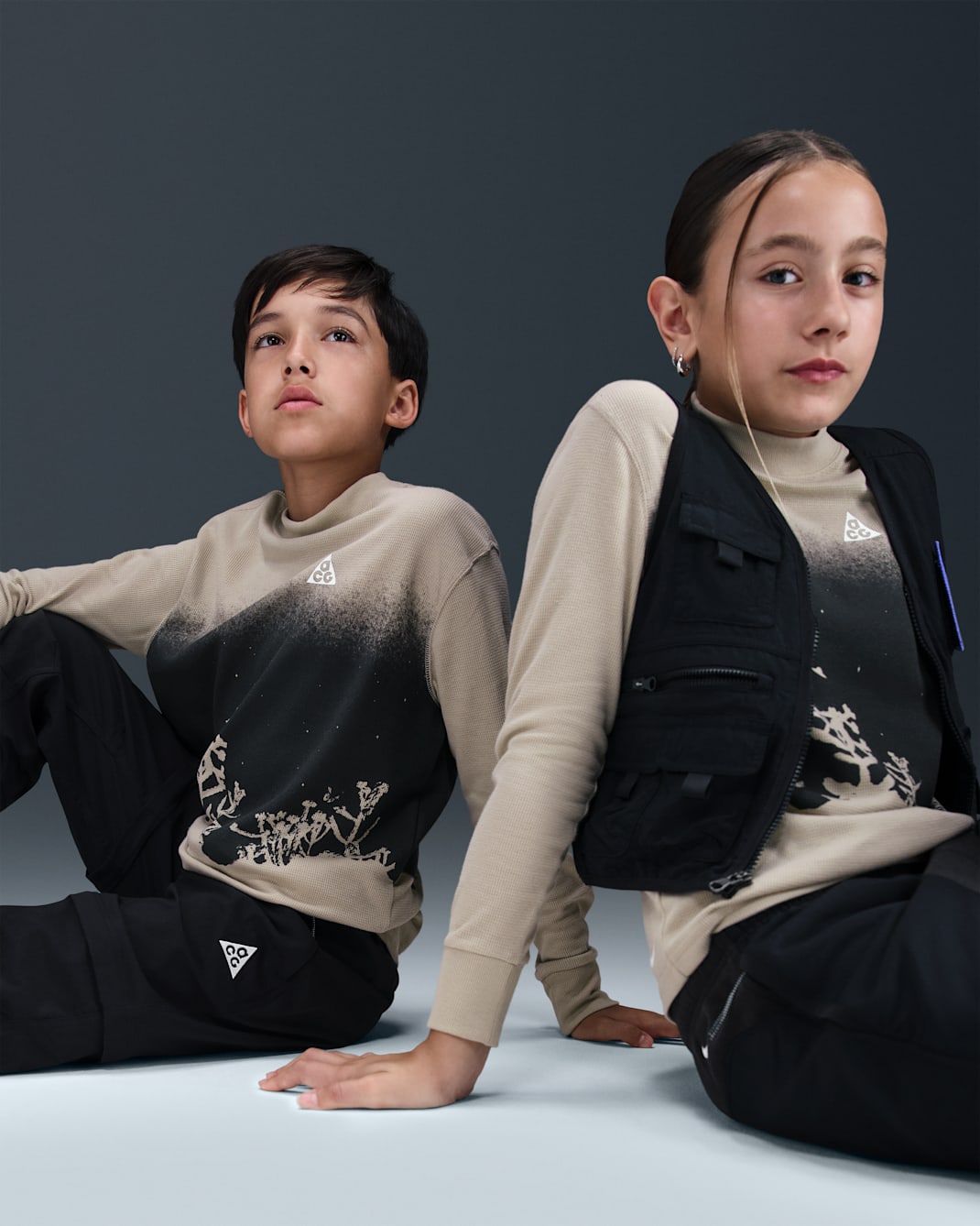 Nike ACG Big Kid's Long-Sleeve Waffle Top - Desert Khaki/Summit White