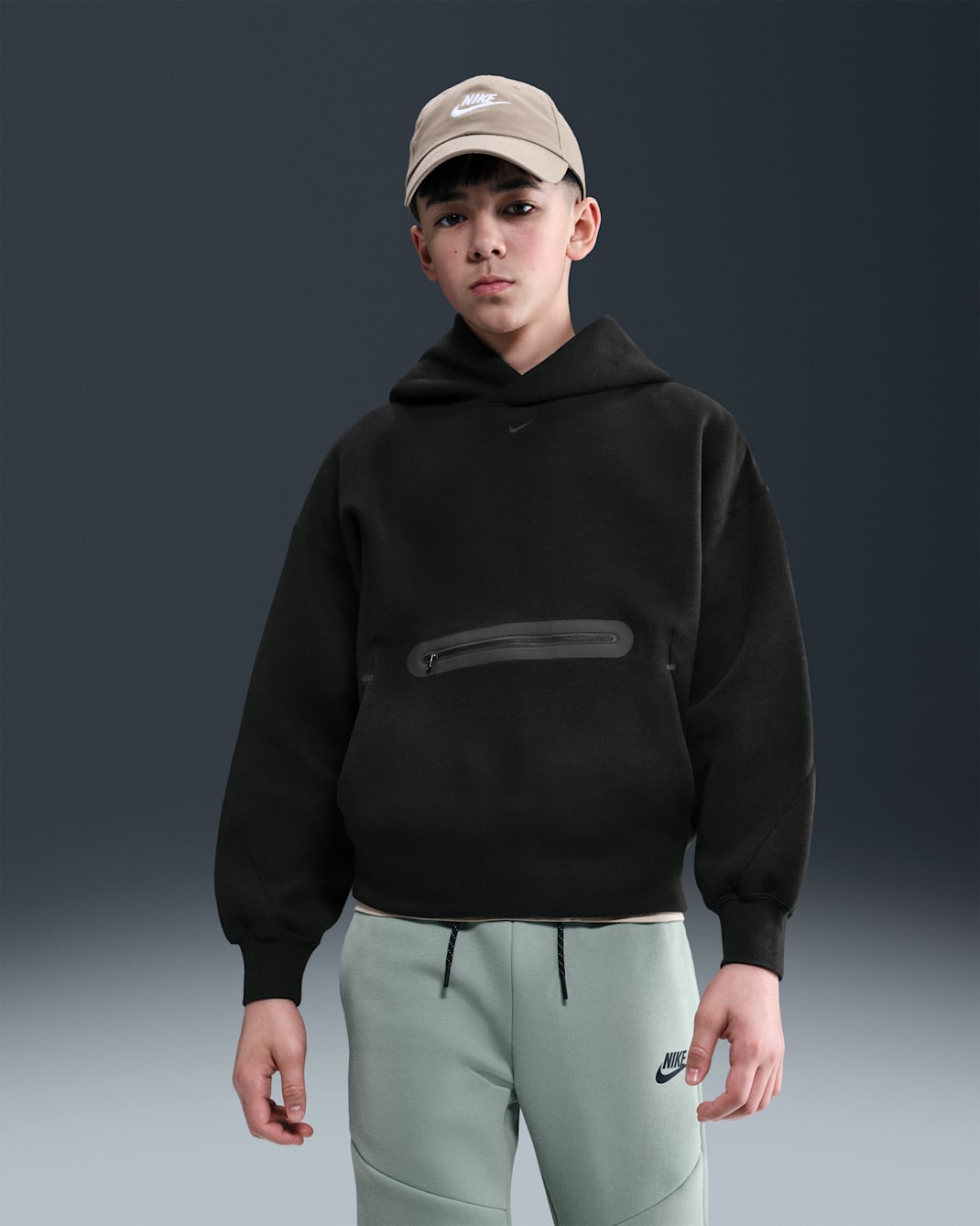 Nike Sportswear Tech Fleece Big Kids' (Boys') Oversized Pullover Hoodie - Black/Black