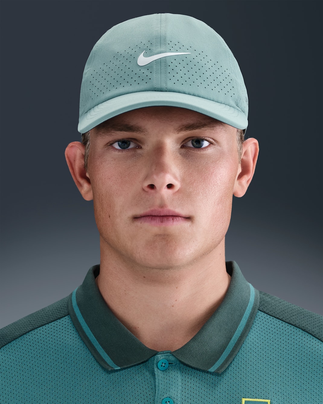 Casquette de tennis sans structure Nike Dri-FIT ADV Club - Cannon/Blanc