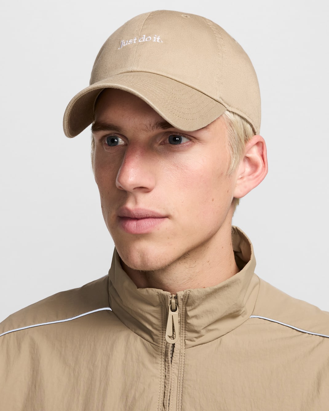 Nike Club Unstructured JDI Cap - Khaki/White
