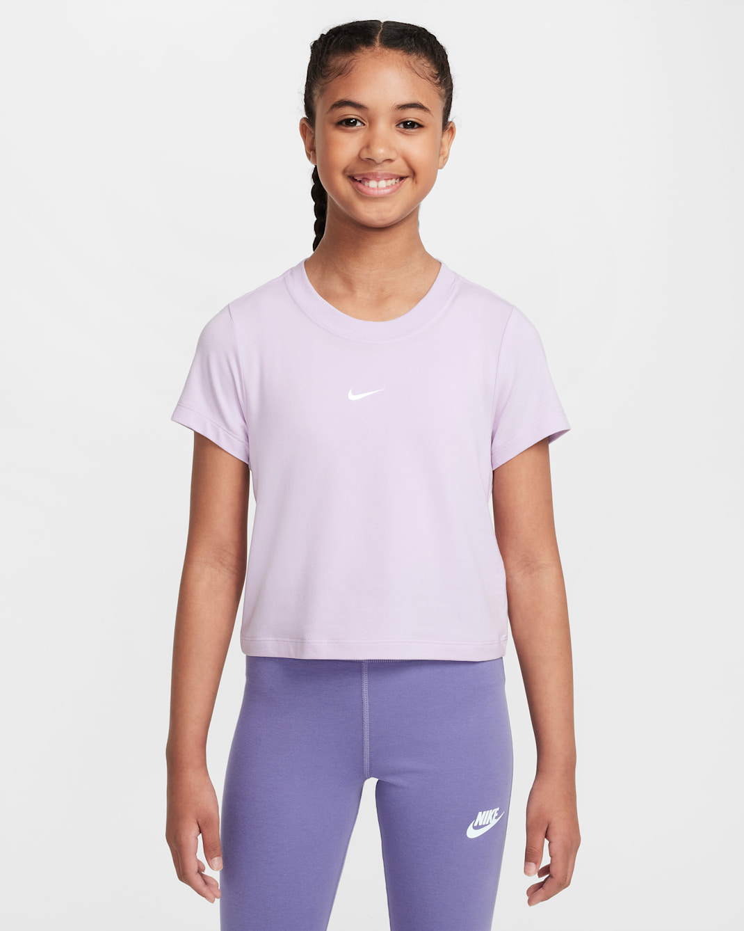 Playera cropped para niña talla grande Nike Sportswear - Muñeca