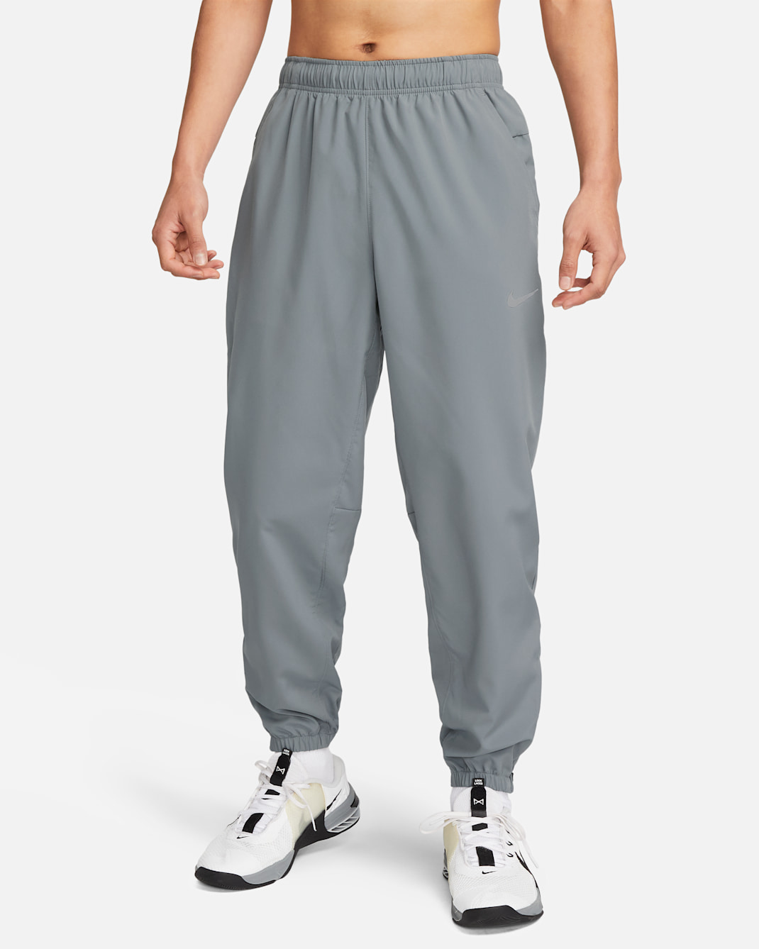 Nike Form Men's Dri-FIT Tapered Versatile Pants - Smoke Grey/Black