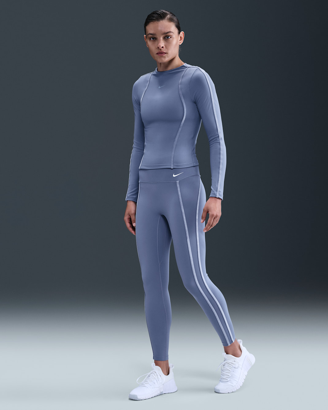 Nike One Yüksek Belli Bilek Üstü Kadın Taytı - World Indigo/Beyaz