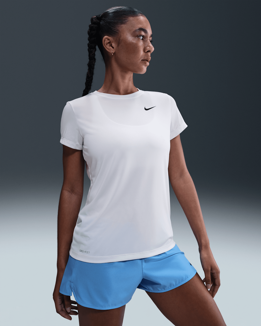 Camiseta Hydroguard de manga corta para mujer Nike Dri-FIT Essential - Blanco/Negro