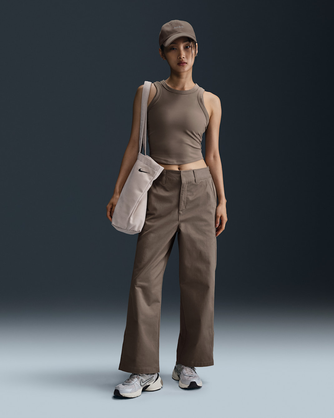 Nike Sportswear Collection Women's Mid-Rise Twill Trousers - Mink Brown/Mink Brown