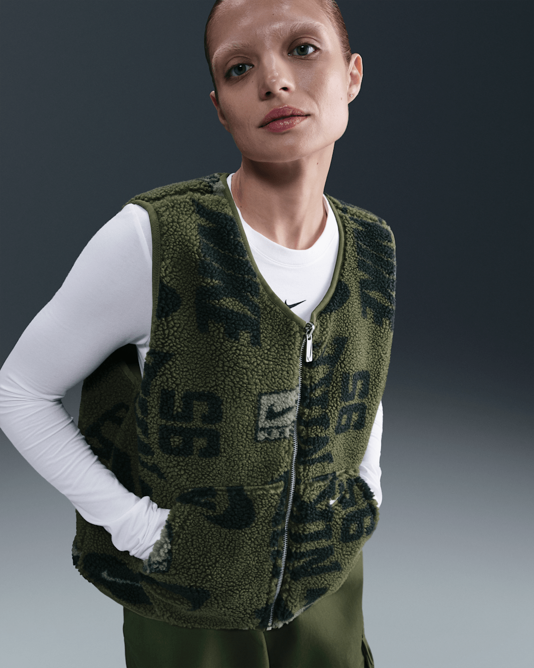 Nike Sportswear hochflorige Fleeceweste für Damen - Medium Olive/Neutral Olive