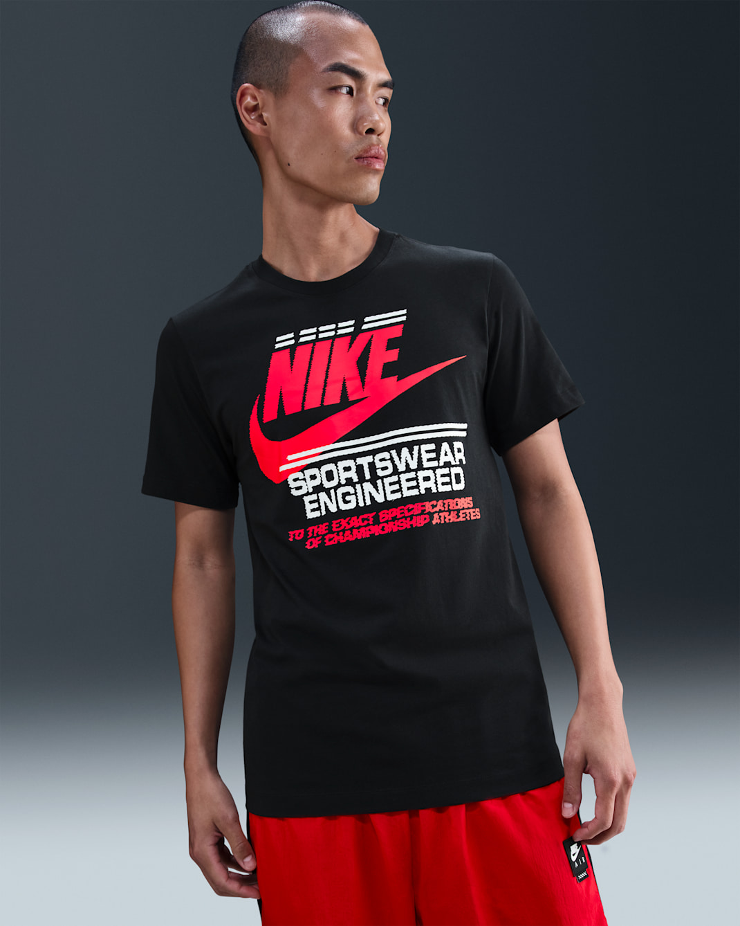 Nike Sportswear Men's T-Shirt - Black