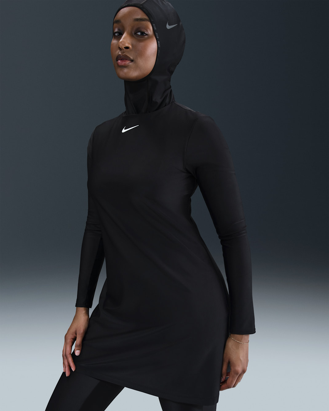 Nike Swim Victory Women's Long-Sleeve Tunic and Leggings Set - Black/White