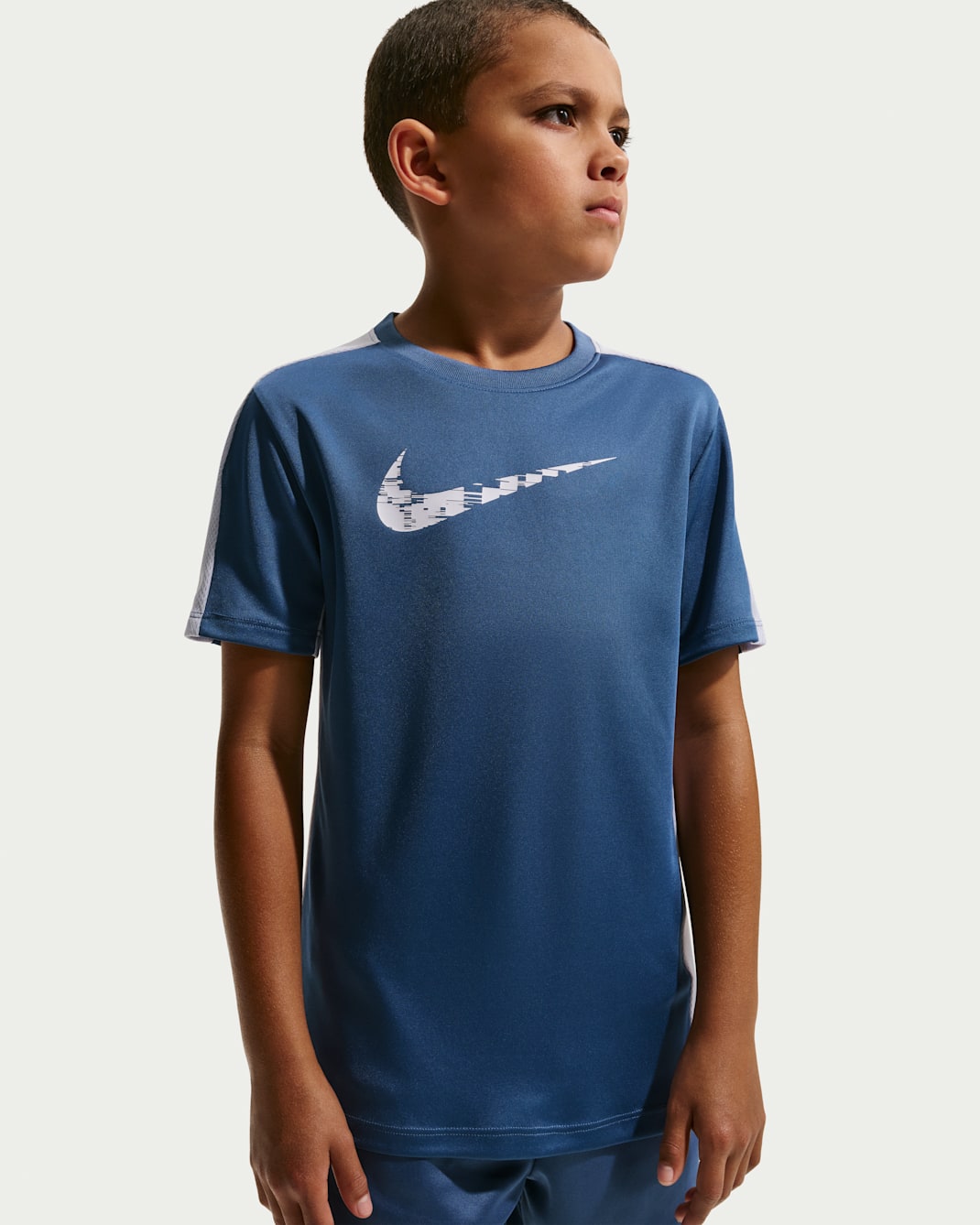 Nike Trophy23 Older Kids' (Boys') Dri-FIT Short-Sleeve Training Top - Mystic Navy/Ghost/White