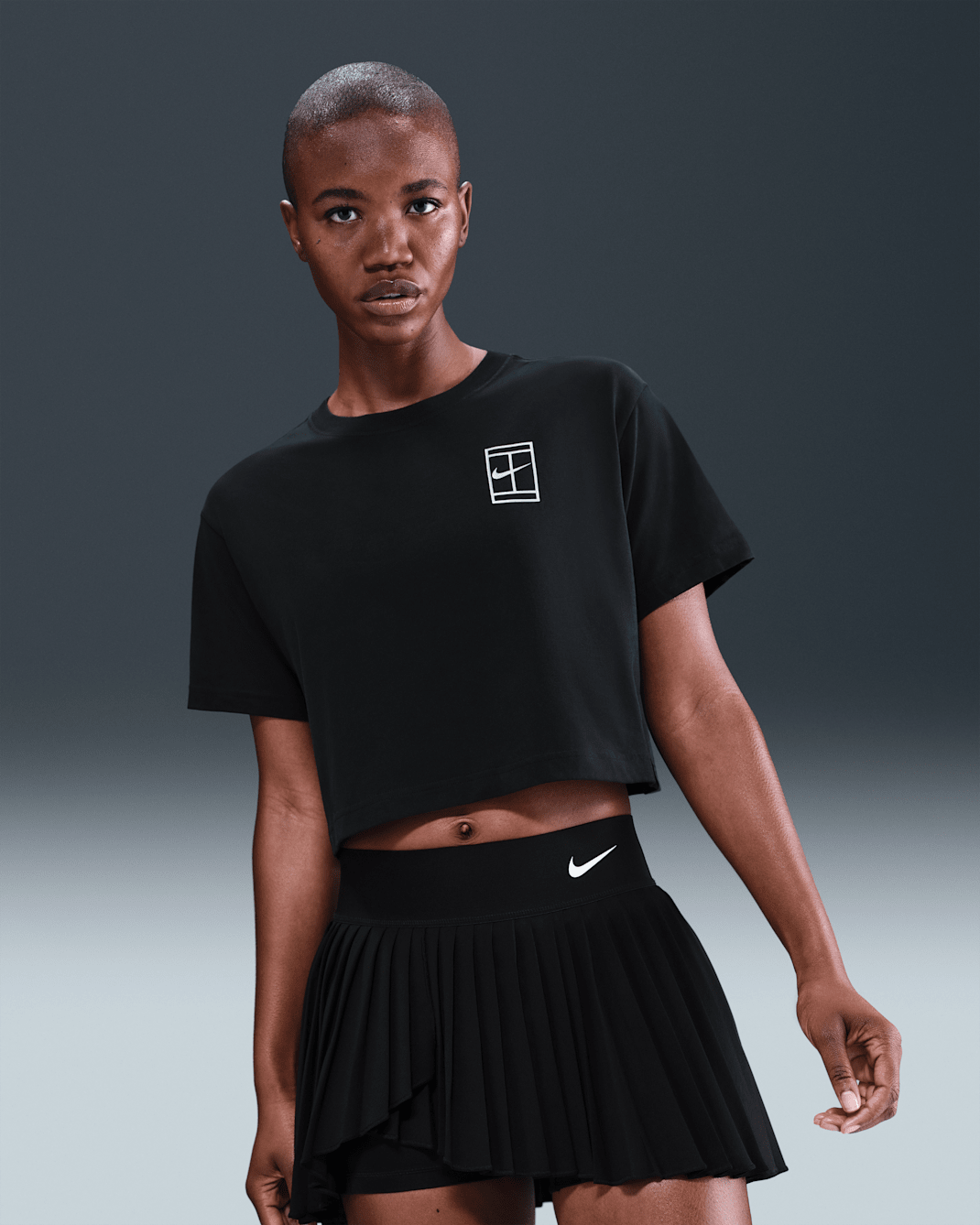 Nike Slam Women's Dri-FIT Short-Sleeve Cropped Tennis T-Shirt - Black