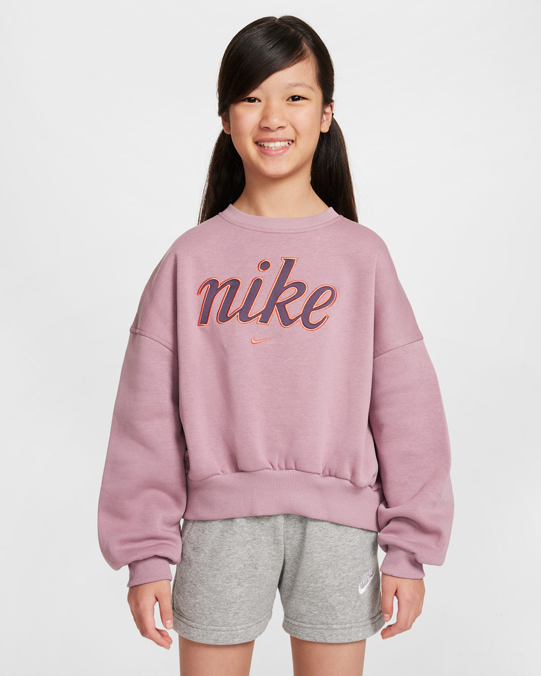 Nike Sportswear Club Fleece Girls' Boxy Crew-Neck Sweatshirt - Plum Dust/Light Wild Mango