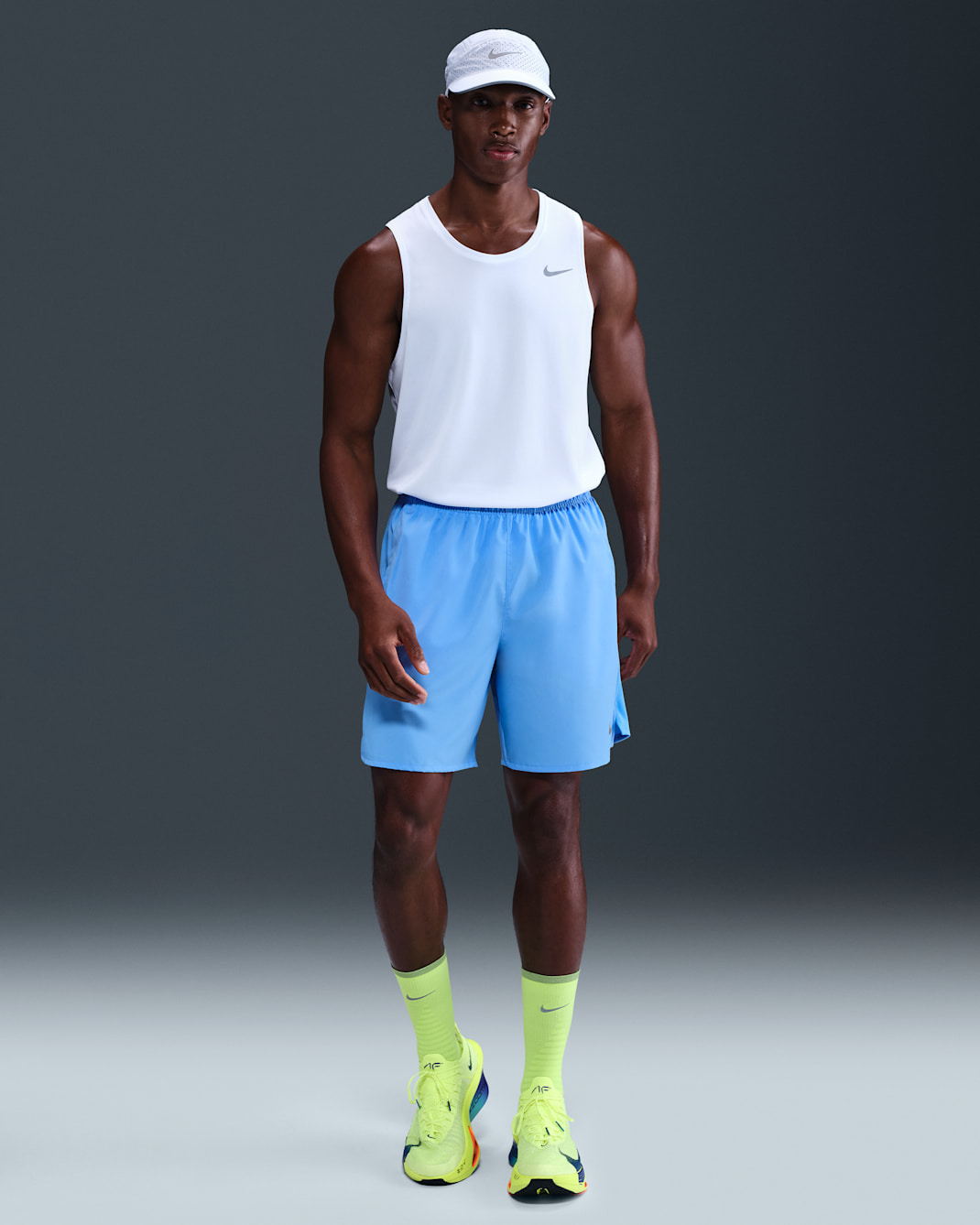 Shorts de correr Dri-FIT de 18 cm sin forro para hombre Nike Challenger - Azul universitario/Azul universitario/Azul universitario