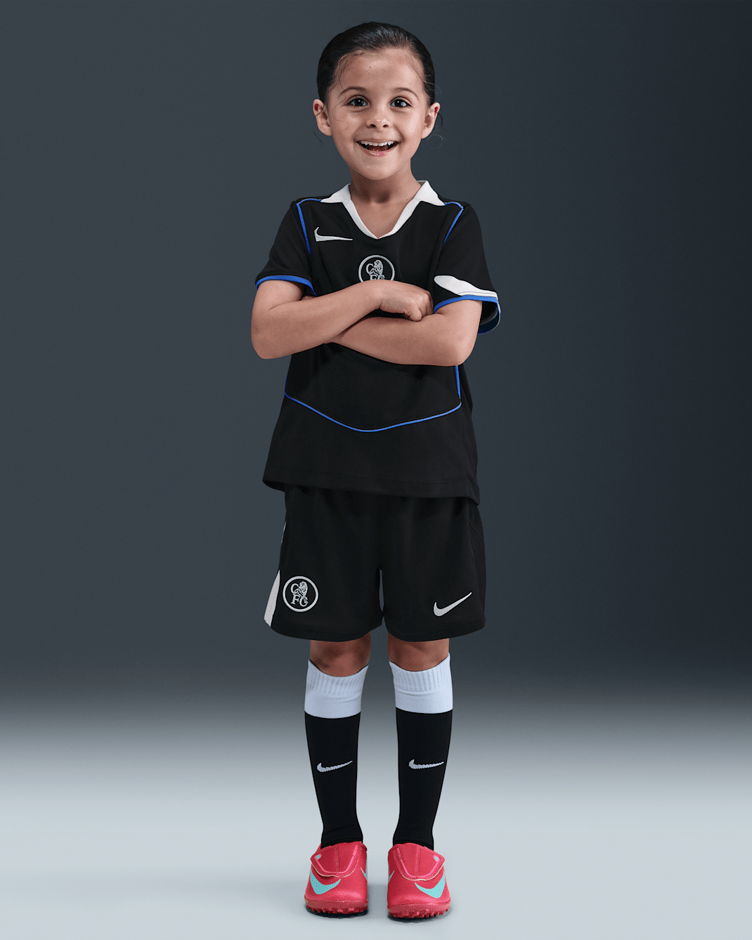 Chelsea F.C. 2025/26 Stadium Third Younger Kids' Nike Dri-FIT Total 90 Football 3-Piece Kit - Black/Field Silver/Game Royal/Field Silver