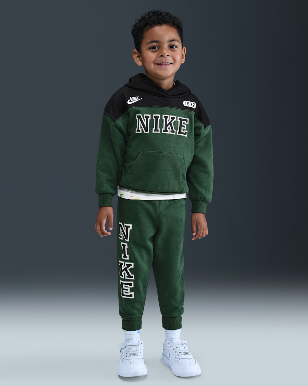 Nike Sportswear Toddler P.E. Blocked Pullover Hoodie and Pants Set - Fir