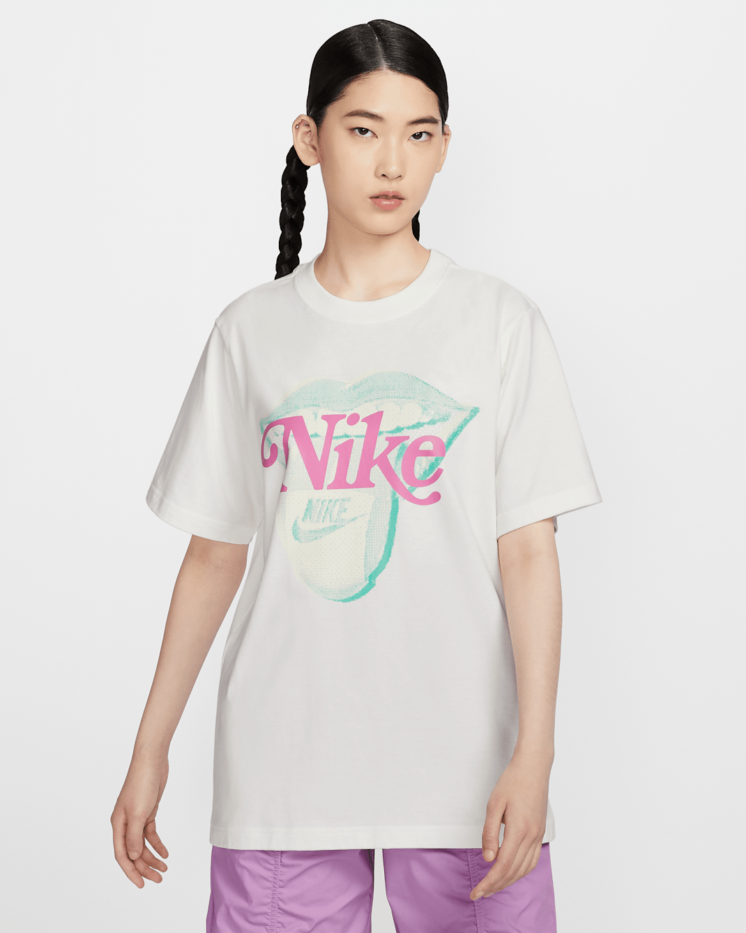 Nike Sportswear Essential Women's T-Shirt - Sail