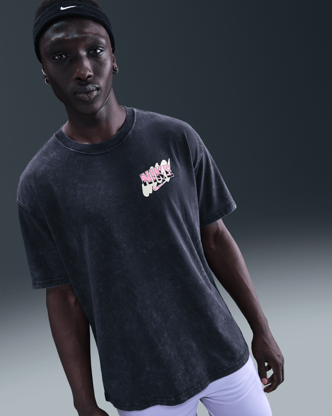 Nike Men's Basketball T-Shirt - Black