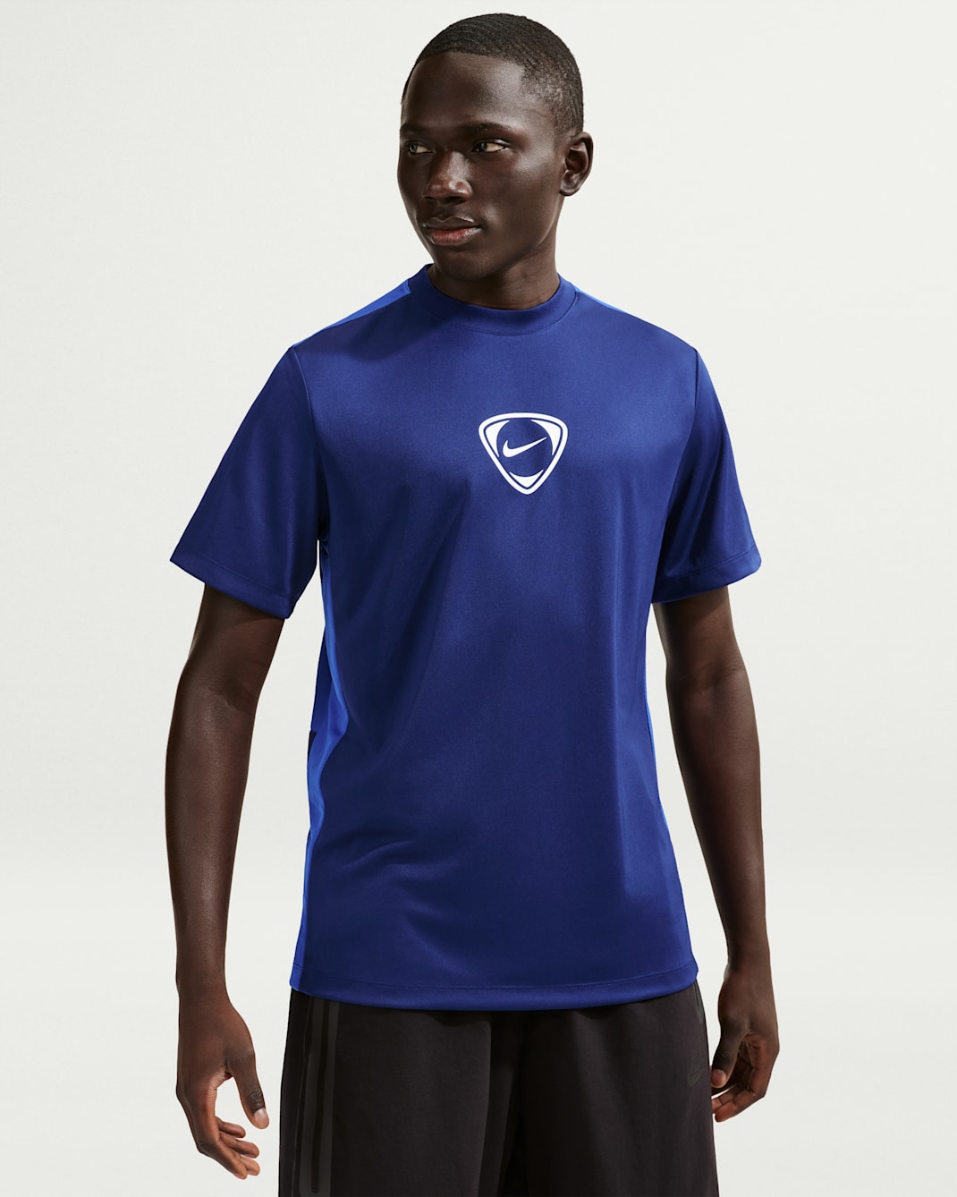 Haut de foot à manches courtes Dri-FIT Nike Academy+ pour homme - Blue Void/Game Royal/Blanc