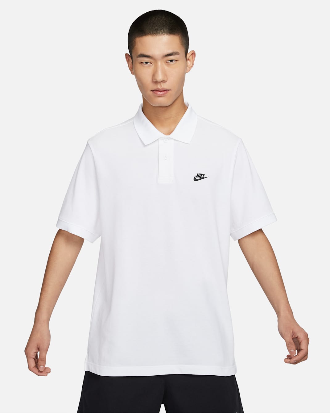 เสื้อโปโลแขนสั้นผู้ชาย Nike Club - ขาว/ดำ