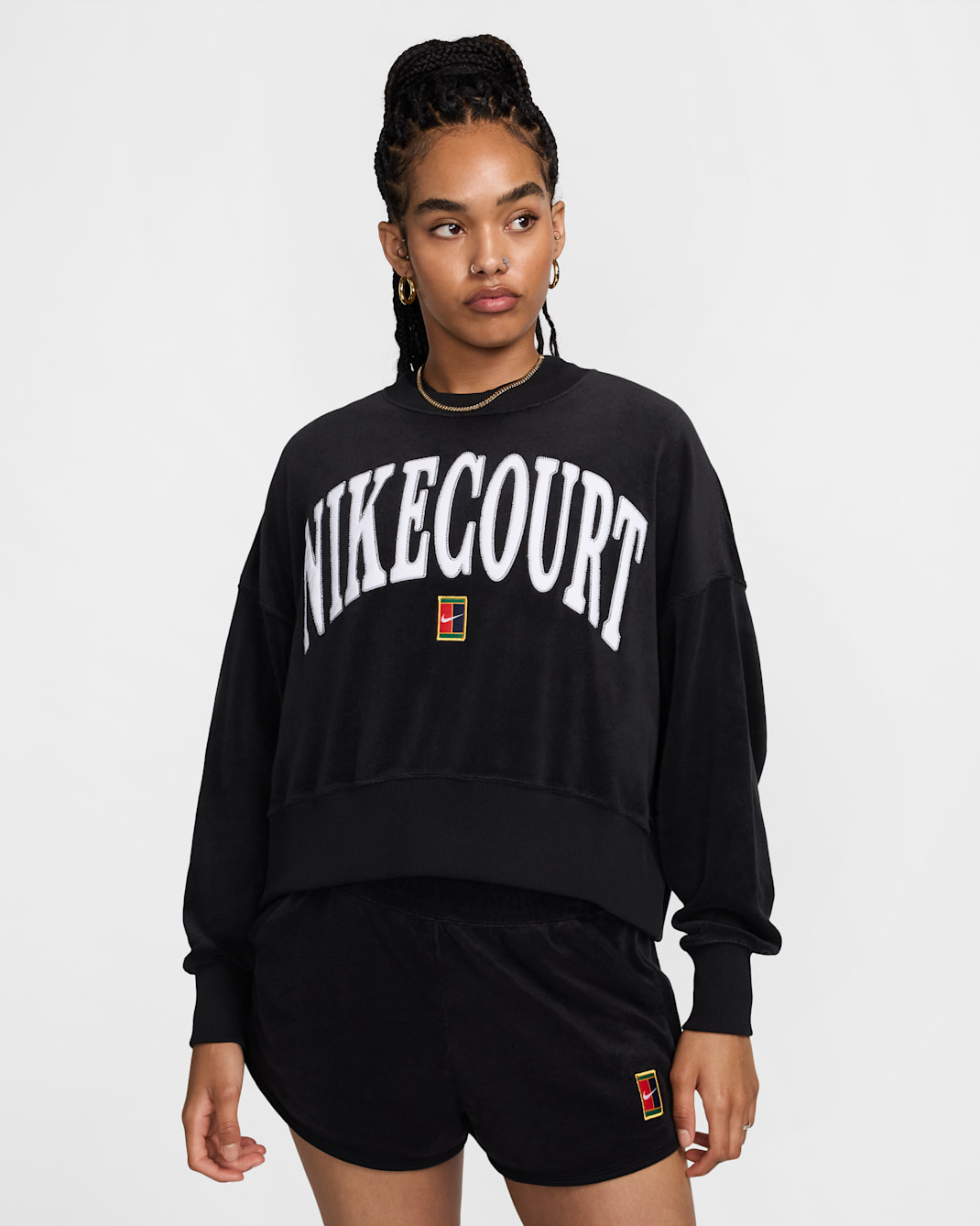 NikeCourt Heritage Women's Over-Oversized Crew-Neck Graphic Tennis Sweatshirt - Black/Black/Flat Pewter/White