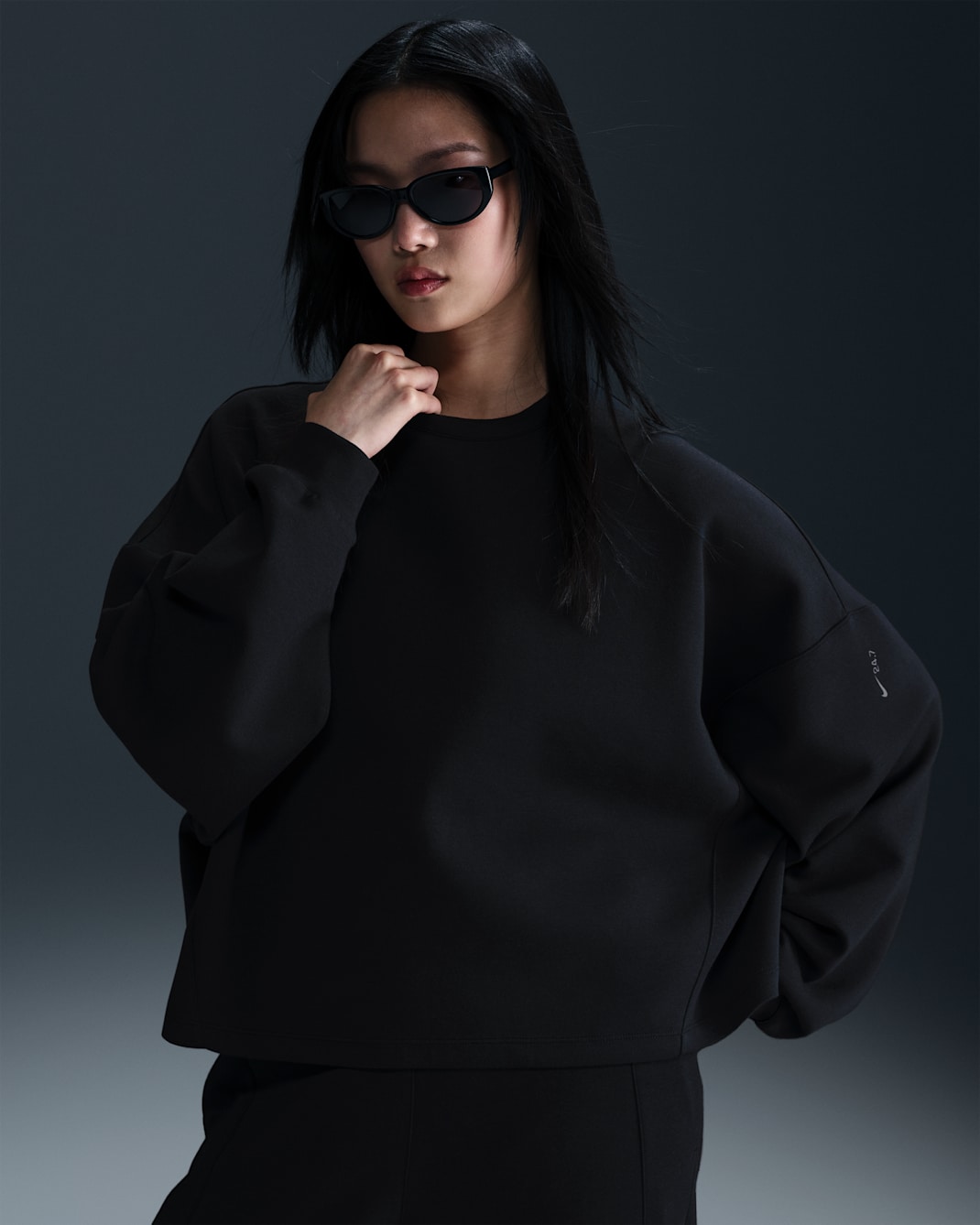 Top oversize a girocollo Dri-FIT Nike 24.7 ImpossiblySoft – Donna - Nero/Dark Smoke Grey